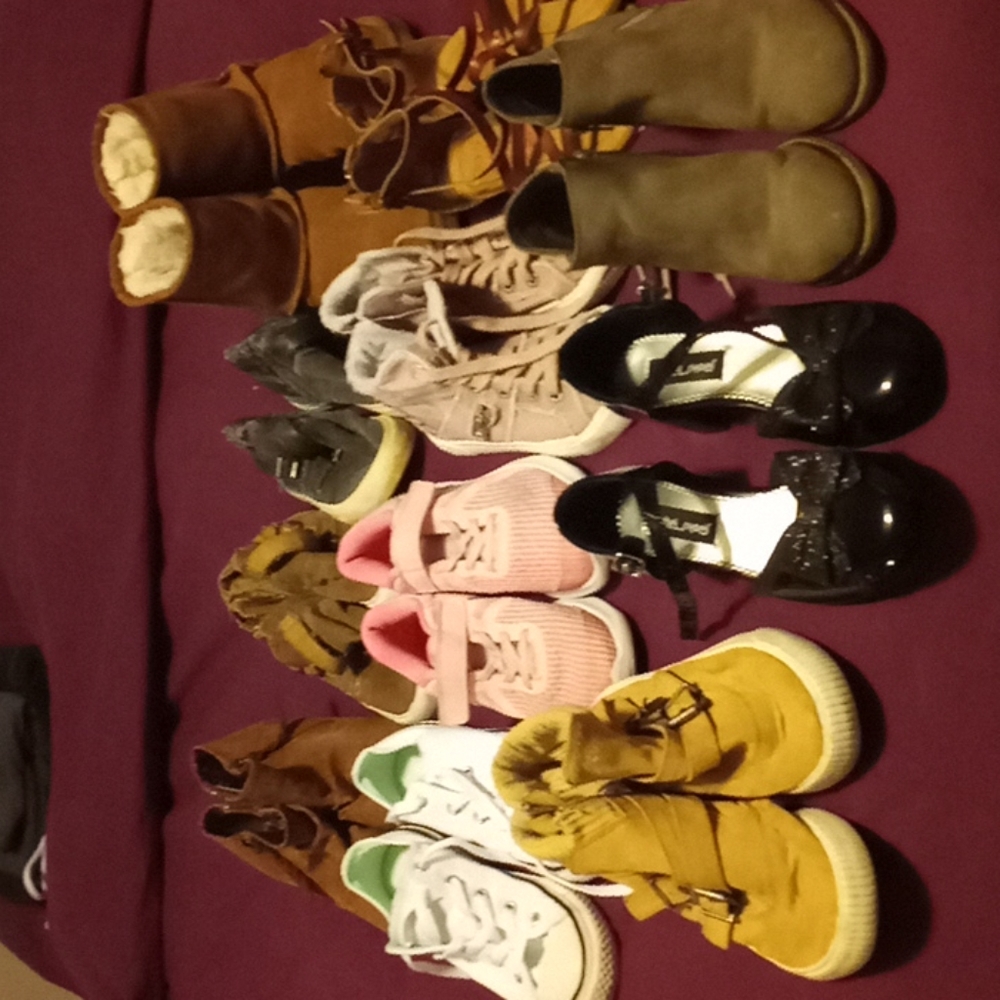 11 PAIR OF GIRLS SHOES. $50 FOR ALL OF THEM!